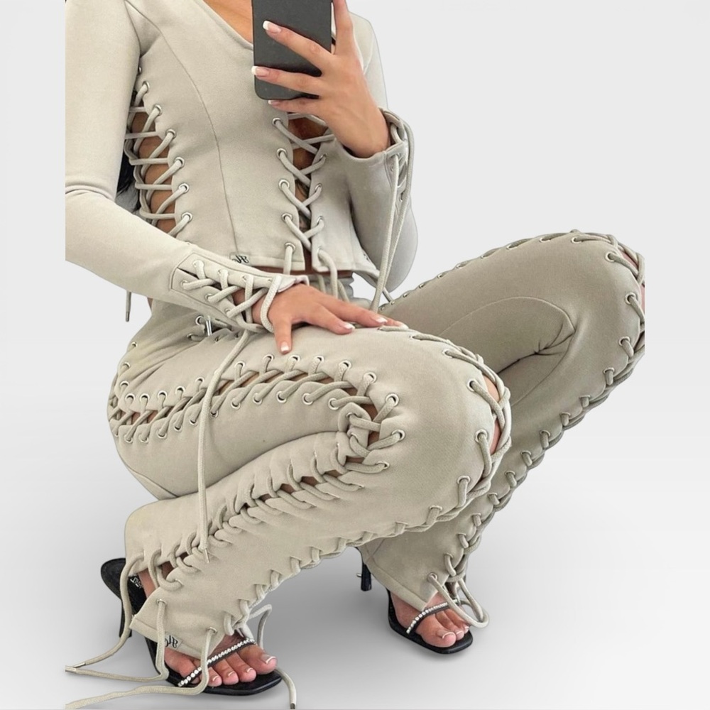 HIDDEN CULT Wynn Lace Up Tan Long‎ Sleeve Cropped Top Size Small